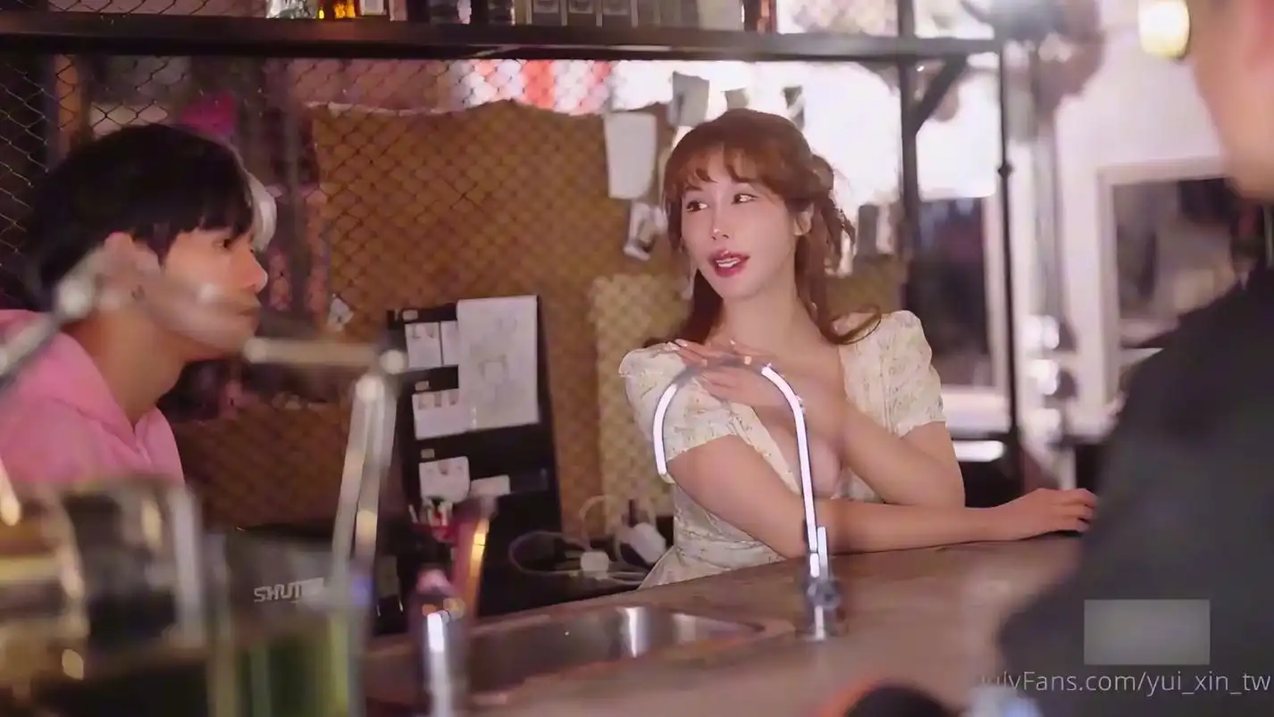 Onlyfans 6月前仲夏夜汁梦恶魔系S女 - 辛尤里 苏樱花
