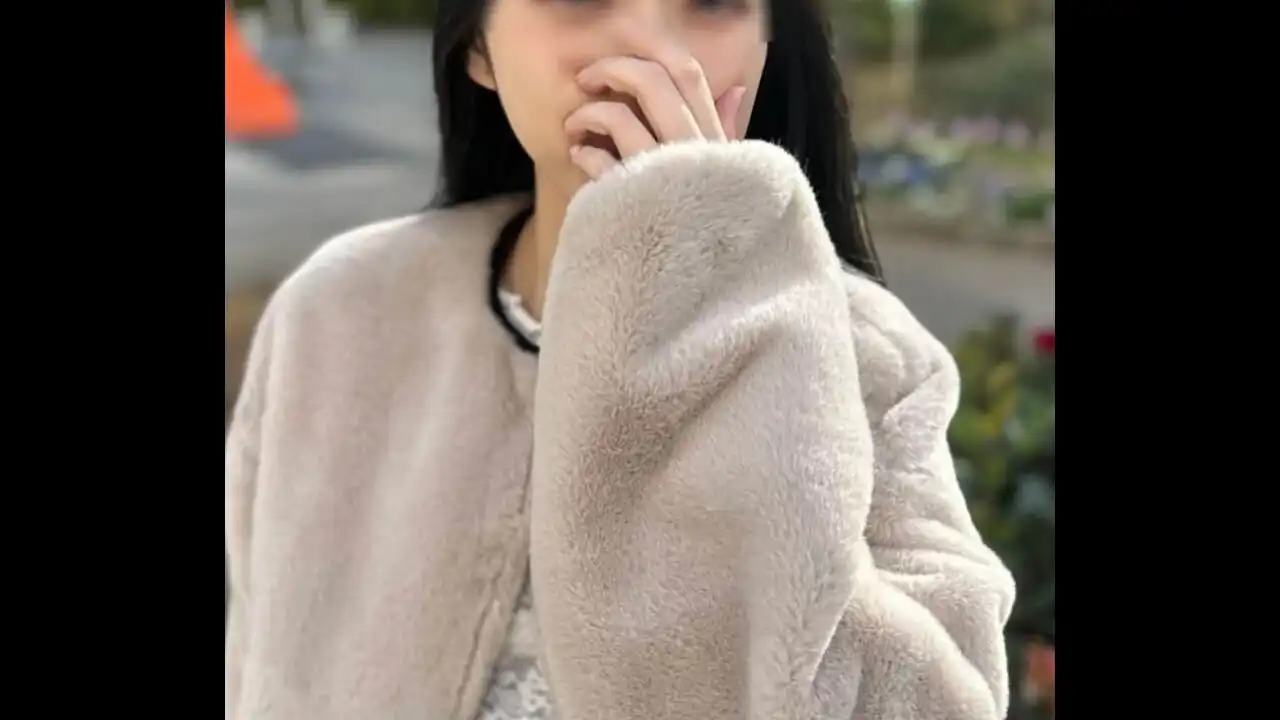 FC2PPV 4708246 白色的柔软肌肤和苗条的身材正妹中出恳求
