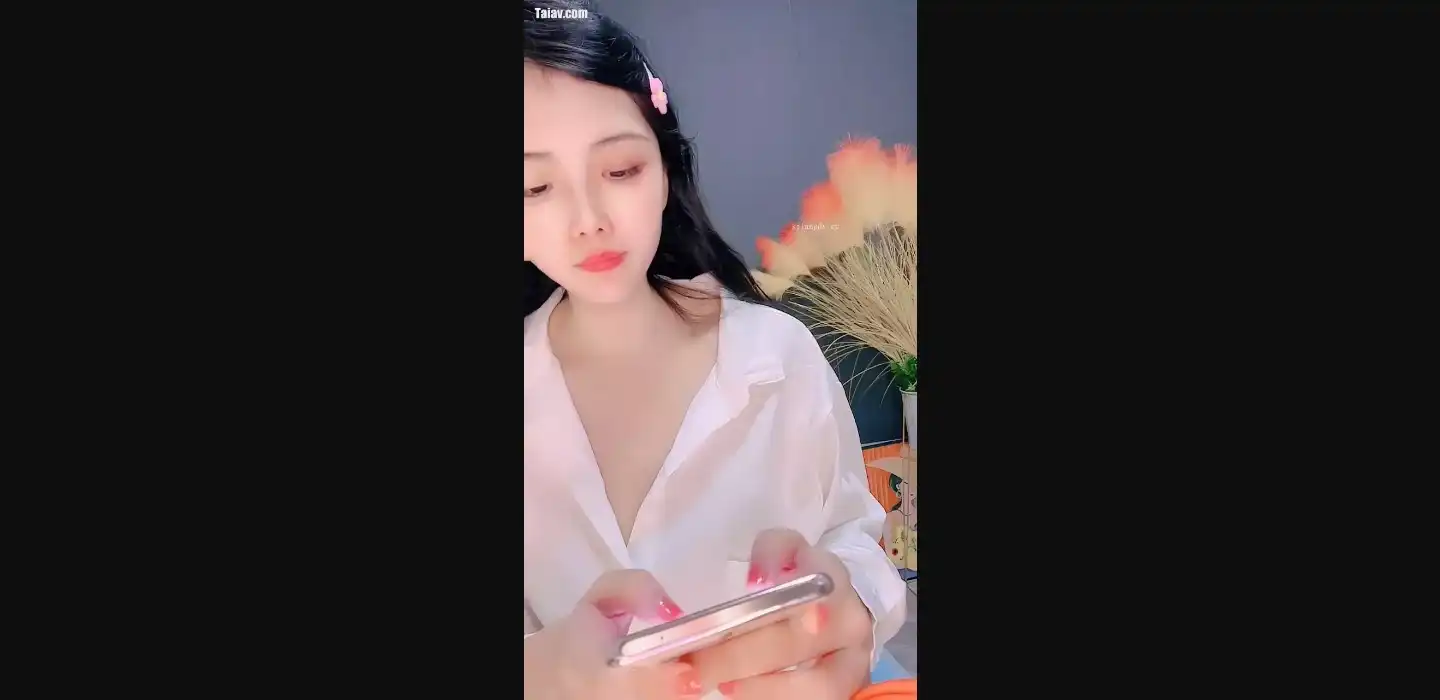 美少妇绿播下海,蜜桃臀，美乳粉逼 ，道具直播 - 只杏（2）